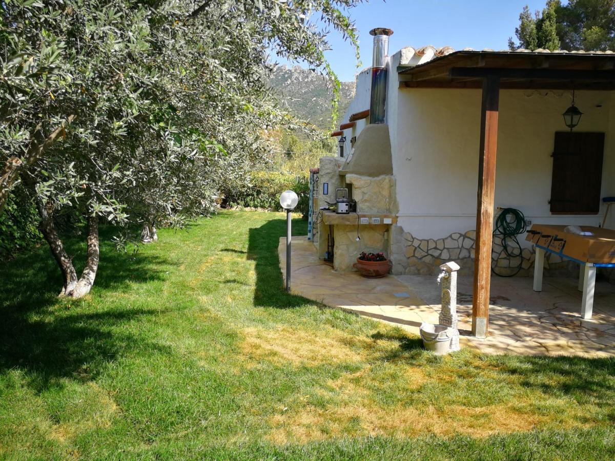 Villa Murgia Solanas  Dış mekan fotoğraf