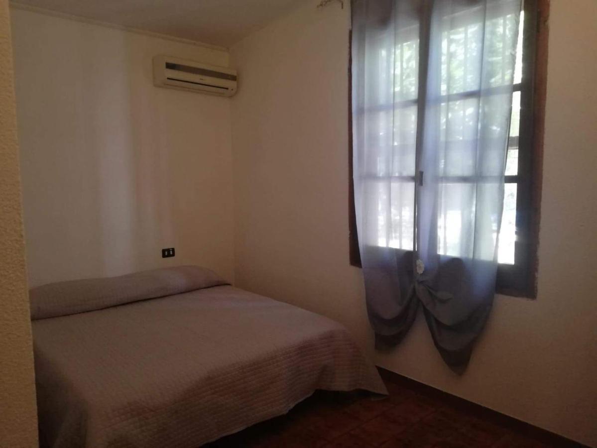 Villa Murgia Solanas  Dış mekan fotoğraf